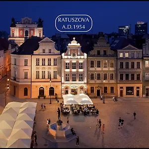 Apartment Stary Rynek Premium Apartments: Old Market Square Elegance Poznan